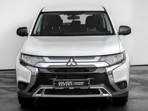 Автомобиль с пробегом Mitsubishi Outlander в городе Москва ДЦ - Тойота Центр Сити