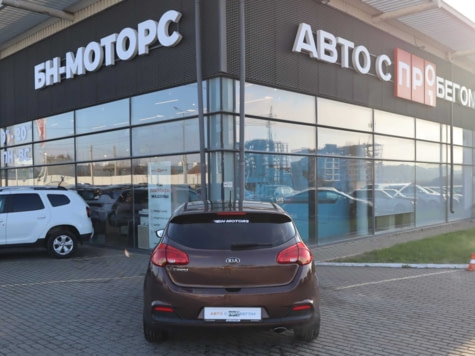 Автомобиль с пробегом Kia Ceed в городе Симферополь ДЦ - Симферополь