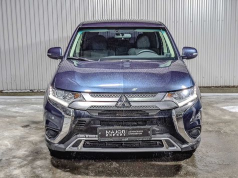 Автомобиль с пробегом Mitsubishi Outlander в городе Москва ДЦ - Тойота Центр Новорижский