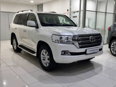 Автомобиль с пробегом Toyota Land Cruiser в городе Омск ДЦ - Свободный склад USED (Тойота Центр Омск / Лексус - Омск / OMODA Автоплюс / JAECOO Автоплюс) (с пробегом)