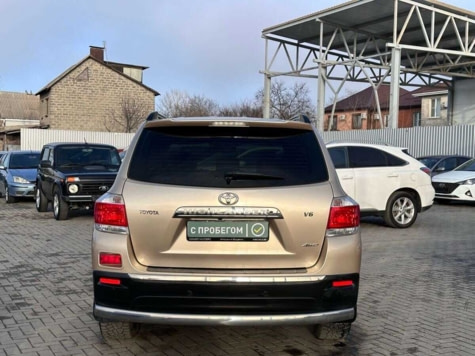 Автомобиль с пробегом Toyota Highlander в городе Ростов-на-Дону ДЦ - Дельта Сокол Моторс Авто с пробегом