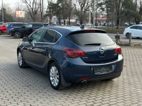 Автомобиль с пробегом Opel Astra в городе Ростов-на-Дону ДЦ - СОКОЛ МОТОРС Авто с пробегом Шолохова