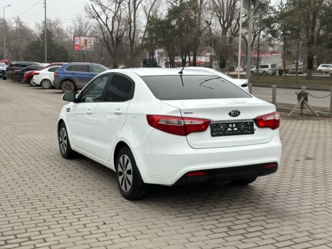 Автомобиль с пробегом Kia Rio в городе Ростов-на-Дону ДЦ - СОКОЛ МОТОРС Авто с пробегом Шолохова