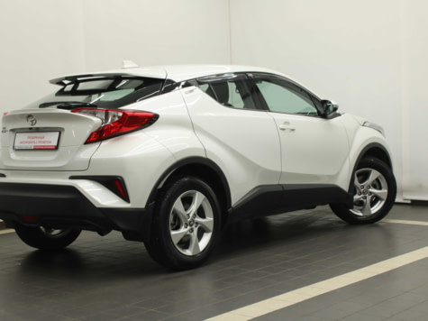 Автомобиль с пробегом Toyota C-HR в городе Красноярск ДЦ - Тойота Центр Красноярск