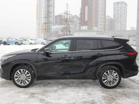 Автомобиль с пробегом Toyota Highlander в городе Екатеринбург ДЦ - Лексус - Екатеринбург