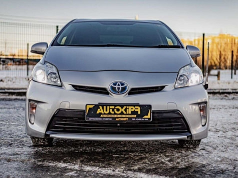 Автомобиль с пробегом Toyota Prius в городе Тюмень ДЦ - Центр по продаже автомобилей с пробегом АвтоКиПр