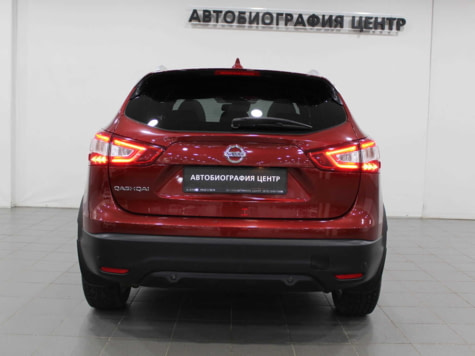 Автомобиль с пробегом Nissan Qashqai в городе Санкт-Петербург ДЦ - Автобиография Центр (Land Rover)