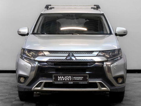 Автомобиль с пробегом Mitsubishi Outlander в городе Москва ДЦ - Тойота Центр Новорижский