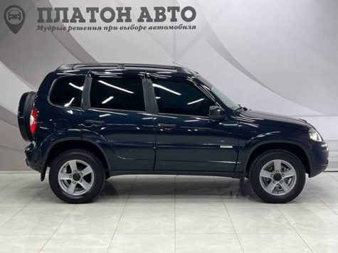 Автомобиль с пробегом Chevrolet Niva в городе Воронеж ДЦ - Платон Авто