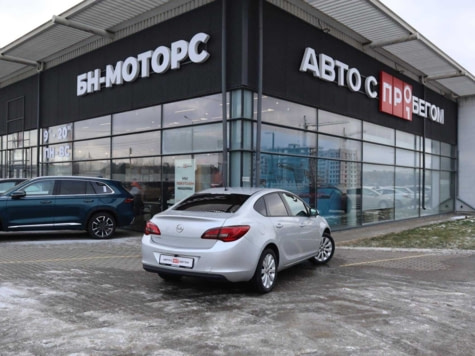 Автомобиль с пробегом Opel Astra в городе Симферополь ДЦ - Симферополь