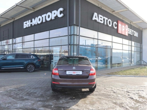 Автомобиль с пробегом ŠKODA Octavia в городе Симферополь ДЦ - Симферополь