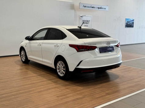 Автомобиль с пробегом Hyundai Solaris в городе Волгоград ДЦ - АРКОНТСЕЛЕКТ на Монолите