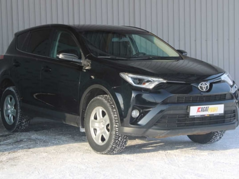 Автомобиль с пробегом Toyota RAV4 в городе Киров ДЦ - Тойота Центр Киров