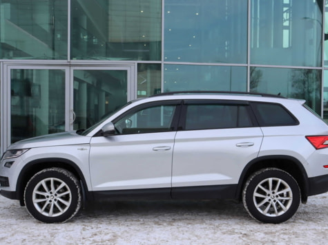 Автомобиль с пробегом ŠKODA Kodiaq в городе Санкт-Петербург ДЦ - Автобиография