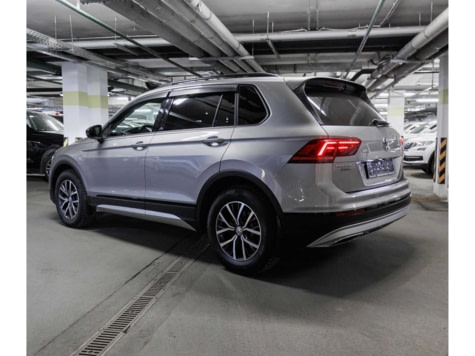 Автомобиль с пробегом Volkswagen Tiguan в городе Москва ДЦ - Тойота Центр Каширский