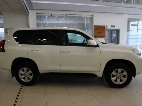 Автомобиль с пробегом Toyota Land Cruiser Prado в городе Тюмень ДЦ - Тойота Центр Тюмень Юг