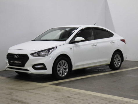 Автомобиль с пробегом Hyundai Solaris в городе Ульяновск ДЦ - Свободный склад USED Ульяновск на Нариманова