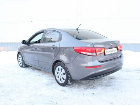 Автомобиль с пробегом Kia Rio в городе Санкт-Петербург ДЦ - Форсаж Камчатская 9