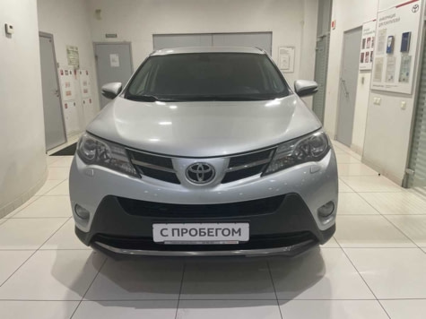 Автомобиль с пробегом Toyota RAV4 в городе Омск ДЦ - Свободный склад USED (Тойота Центр Омск / Лексус - Омск / OMODA Автоплюс / JAECOO Автоплюс) (с пробегом)