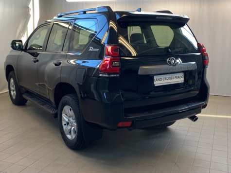 Новый автомобиль Toyota Land Cruiser Prado Комфортв городе Оренбург ДЦ - Тойота Центр Оренбург