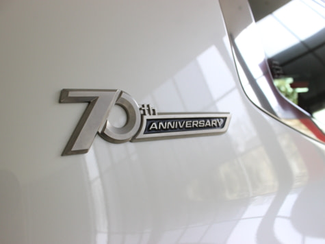 Новый автомобиль Toyota Land Cruiser 300 70th Anniversaryв городе Оренбург ДЦ - Тойота Центр Оренбург