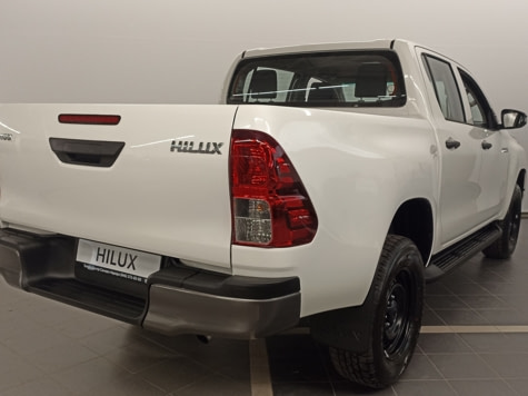 Новый автомобиль Toyota Hilux Стандартв городе Оренбург ДЦ - Тойота Центр Оренбург