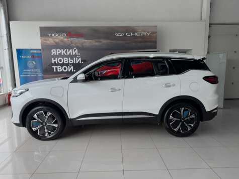 Новый автомобиль Chery TIGGO 7 PRO PLUG-IN HYBRID Ultimateв городе Альметьевск ДЦ - CHERY Диалог Авто Альметьевск