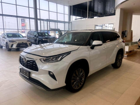 Новый автомобиль Toyota Highlander Luxuryв городе Москва ДЦ - Мультибренд Автомир Москва Байкальская