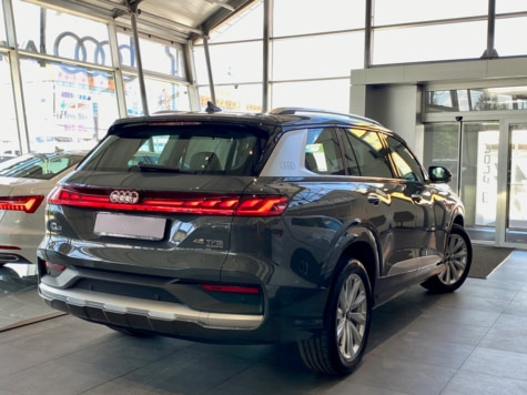 Новый автомобиль Audi Q6 Designв городе Екатеринбург ДЦ - АЦ Космонавтов