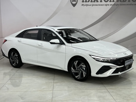 Новый автомобиль Hyundai Elantra LUXв городе Воронеж ДЦ - Платон Авто