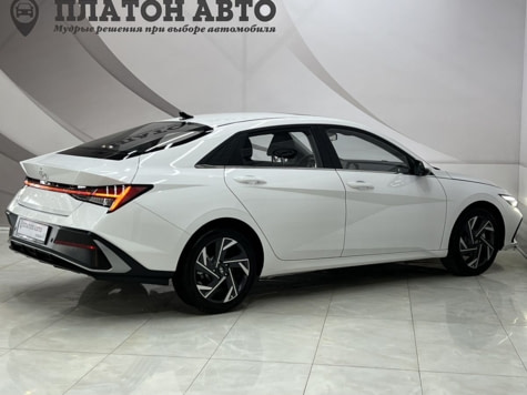 Новый автомобиль Hyundai Elantra LUXв городе Воронеж ДЦ - Платон Авто