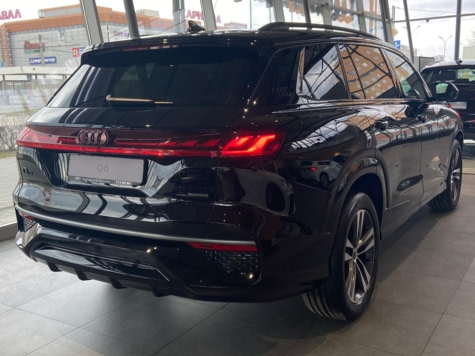 Новый автомобиль Audi Q6 Sportв городе Екатеринбург ДЦ - АЦ Космонавтов