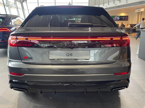 Новый автомобиль Audi Q8 50 TDIв городе Екатеринбург ДЦ - АЦ Космонавтов