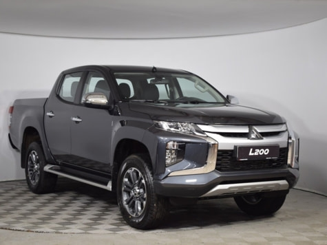 Новый автомобиль Mitsubishi L200 GLв городе Санкт-Петербург ДЦ - РОЛЬФ Витебский Mitsubishi