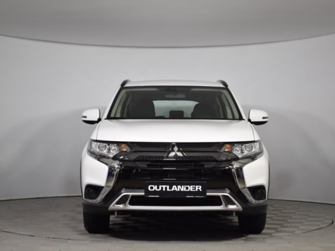 Новый автомобиль Mitsubishi OUTLANDER Inviteв городе Санкт-Петербург ДЦ - РОЛЬФ Витебский Mitsubishi