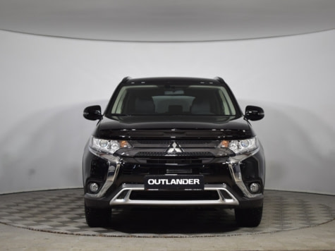 Новый автомобиль Mitsubishi OUTLANDER - 7 мест Enjoyв городе Санкт-Петербург ДЦ - РОЛЬФ Витебский Mitsubishi