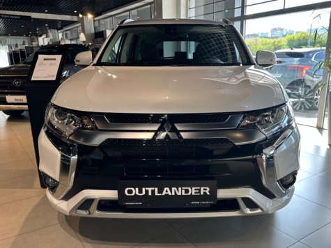 Новый автомобиль Mitsubishi OUTLANDER - 7 мест Enjoyв городе Москва ДЦ - Mitsubishi Автомир Москва Варшавка