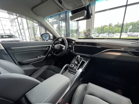 Новый автомобиль Geely Atlas Pro Luxuryв городе Екатеринбург ДЦ - Geely Автомир Екатеринбург