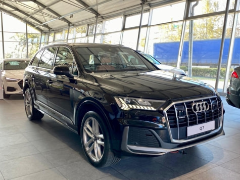 Новый автомобиль Audi Q7 45 TDI quattro tiptronic (7 seat)в городе Екатеринбург ДЦ - АЦ Космонавтов