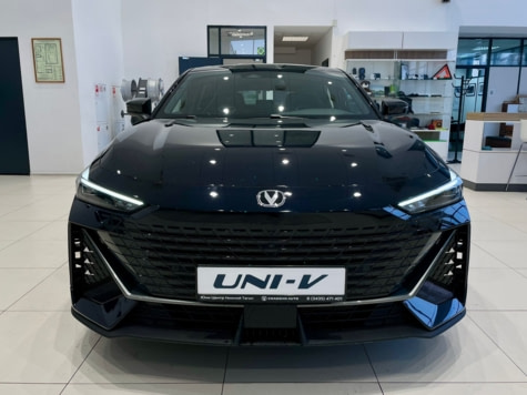 Новый автомобиль Changan UNI-V 1.5 - 7 DCT DLXв городе Нижний Тагил ДЦ - Юни Центр Нижний Тагил