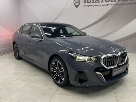 Новый автомобиль BMW 5 серии 530i xDriveв городе Воронеж ДЦ - Платон Авто