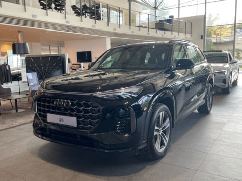 Новый автомобиль Audi Q6 45 TFSI quattroв городе Екатеринбург ДЦ - АЦ Космонавтов