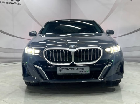 Новый автомобиль BMW 5 серии 530i xDriveв городе Воронеж ДЦ - Платон Авто