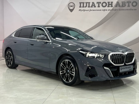 Новый автомобиль BMW 5 серии 530i xDriveв городе Воронеж ДЦ - Платон Авто