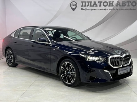 Новый автомобиль BMW 5 серии 530i xDriveв городе Воронеж ДЦ - Платон Авто