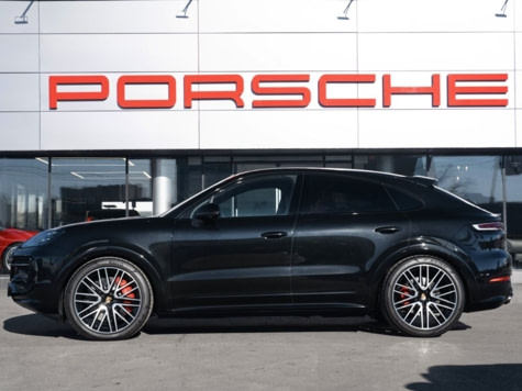 Новый автомобиль Porsche Cayenne S Coupéв городе Пермь ДЦ - VERRA Premium - центр премиальных автомобилей