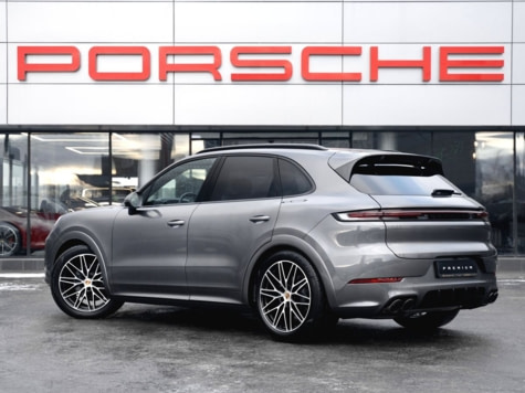 Новый автомобиль Porsche Cayenne Baseв городе Пермь ДЦ - VERRA Premium - центр премиальных автомобилей