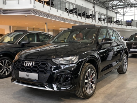 Новый автомобиль Audi Q5L 40 TFSI quattro Luxury Dynamicв городе Екатеринбург ДЦ - АЦ Космонавтов