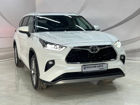 Новый автомобиль Toyota Highlander Luxuryв городе Воронеж ДЦ - Платон Авто